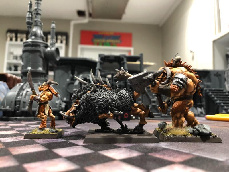 Base Size Razorgore Maw grunta as razorgor proxy - Warhammer: The Old World - The Grand ...